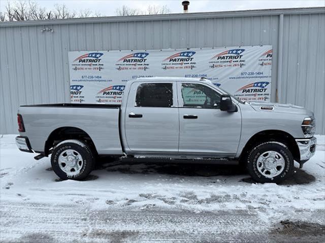 2026 RAM Ram 2500 RAM 2500 TRADESMAN CREW CAB 4X4 64 BOX