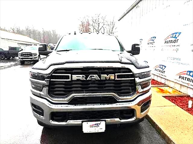 2026 RAM Ram 2500 RAM 2500 TRADESMAN CREW CAB 4X4 64 BOX 2026 RAM Ram 2500 RAM 2500 TRADESMAN CREW CAB 4X4 64 BOX