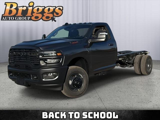 2026 RAM Ram 3500 Chassis Cab RAM 3500 TRADESMAN CHASSIS REGULAR CAB 4X4 84 CA 2026 RAM Ram 3500 Chassis Cab RAM 3500 TRADESMAN CHASSIS REGULAR CAB 4X4 84 CA