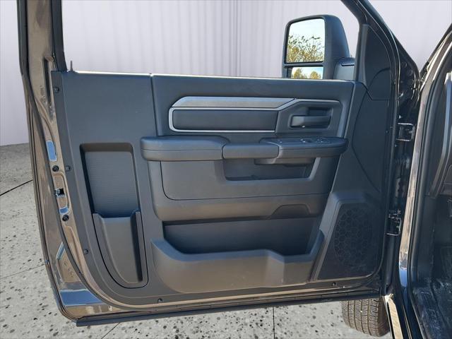 2026 Ram 3500 Chassis Cab Tradesman/Big Horn