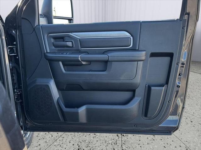 2026 Ram 3500 Chassis Cab Tradesman/Big Horn