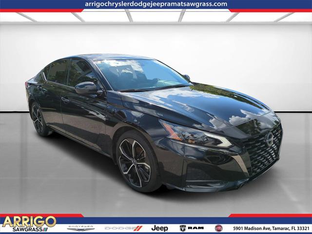 2023 Nissan Altima SR FWD 2023 Nissan Altima SR FWD