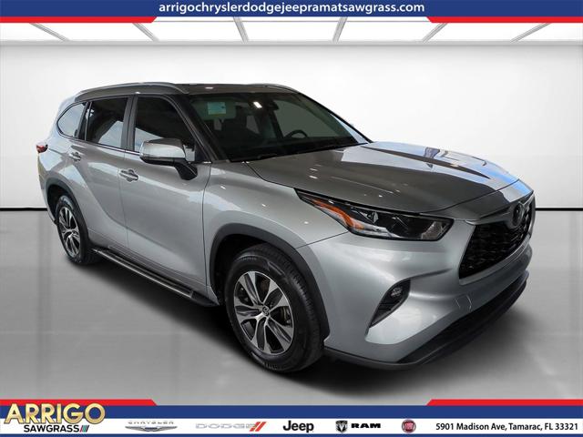 2023 Toyota Highlander Platinum 2023 Toyota Highlander Platinum