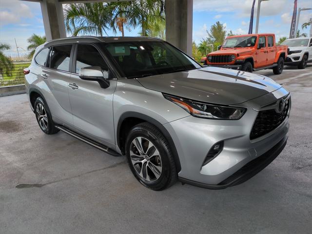 2023 Toyota Highlander Platinum 2023 Toyota Highlander Platinum
