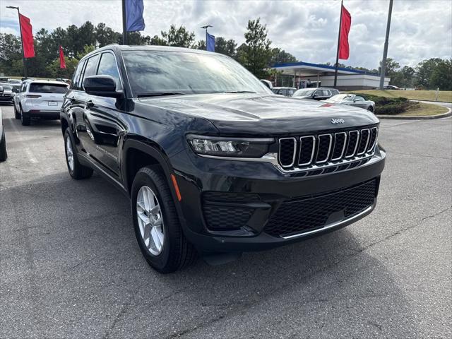 2025 Jeep Grand Cherokee GRAND CHEROKEE LAREDO X 4X2