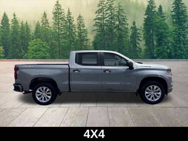 2024 Chevrolet Silverado 1500 4WD Crew Cab Short Bed Custom