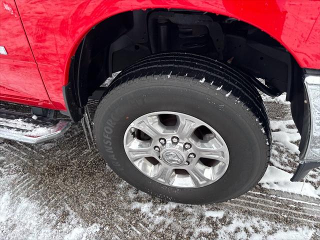 2024 RAM 2500 Big Horn Crew Cab 4x4 64 Box 2024 RAM 2500 Big Horn Crew Cab 4x4 64 Box