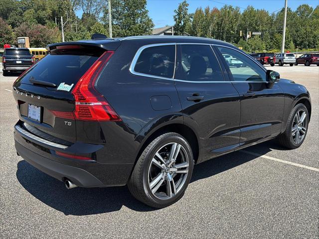 2021 Volvo XC60 T5 Momentum
