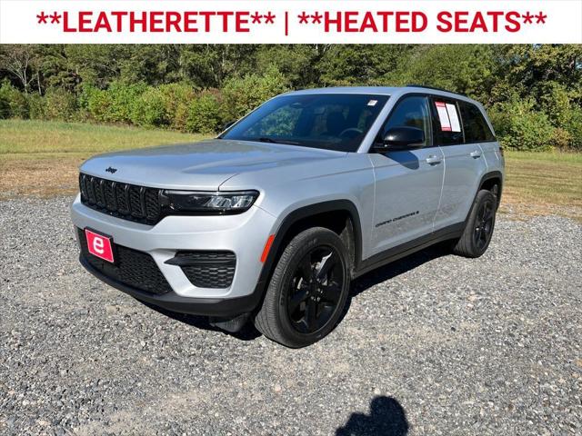 2023 Jeep Grand Cherokee Altitude 4x4 2023 Jeep Grand Cherokee Altitude 4x4