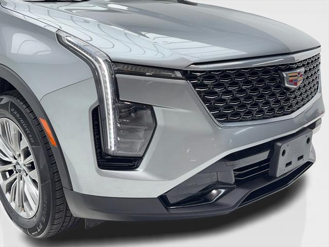 2025 Cadillac XT4 FWD Premium Luxury