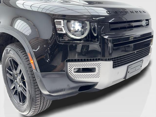2024 Land Rover Defender 90 P300 S