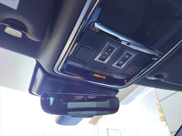 2025 Land Rover Range Rover Velar P250 S