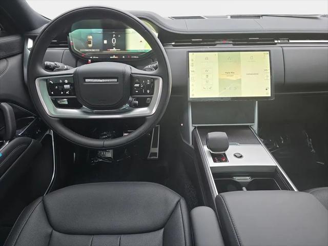 2025 Land Rover Range Rover P530 SE