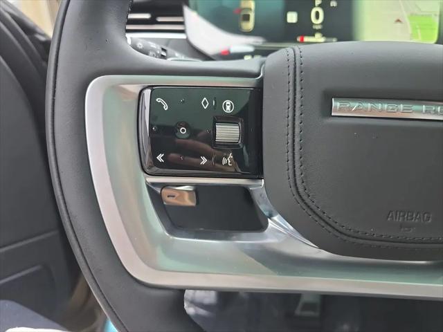 2025 Land Rover Range Rover P530 SE