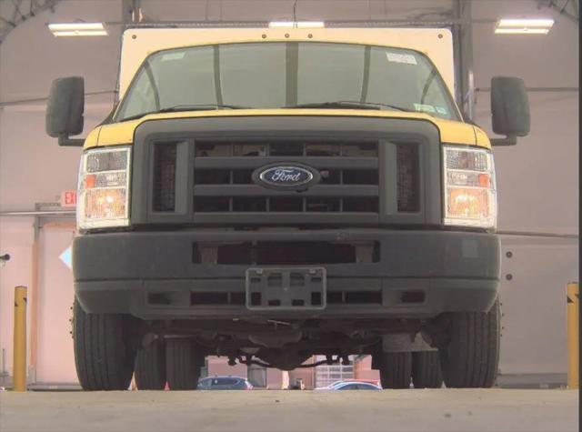 2019 Ford E-450 Cutaway E-450