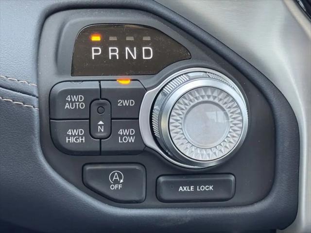 2025 Ram 1500 Tungsten Crew Cab 4x4 5'7" Box
