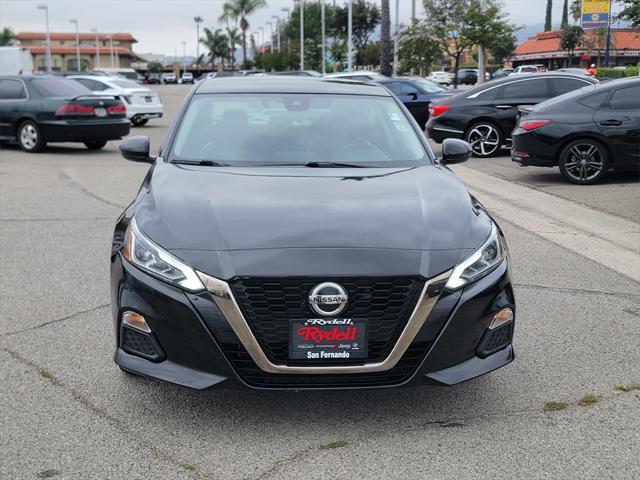 2022 Nissan Altima SR FWD 2022 Nissan Altima SR FWD