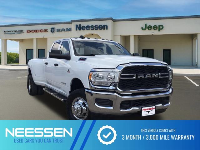2022 RAM 3500 Tradesman Crew Cab 4x4 8 Box 2022 RAM 3500 Tradesman Crew Cab 4x4 8 Box