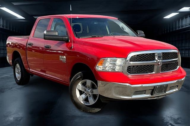 2023 RAM 1500 Classic SLT Crew Cab 4x4 57 Box 2023 RAM 1500 Classic SLT Crew Cab 4x4 57 Box