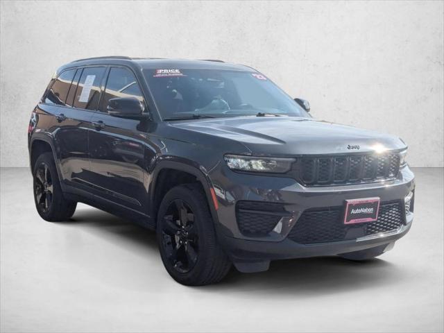 2023 Jeep Grand Cherokee Altitude 4x4