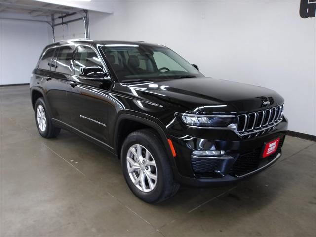 2022 Jeep Grand Cherokee Limited 4x4 2022 Jeep Grand Cherokee Limited 4x4