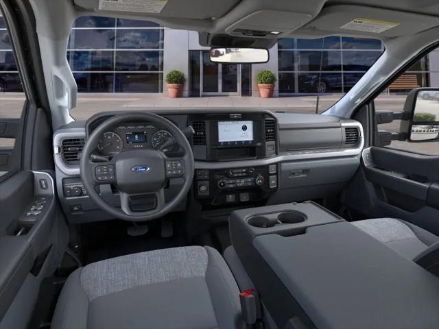 2026 Ford F-350 XLT