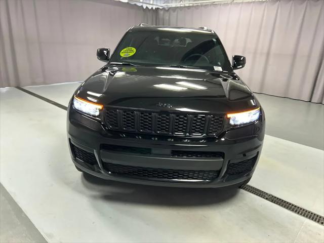 2025 Jeep Grand Cherokee L Altitude 4x4 2025 Jeep Grand Cherokee L Altitude 4x4