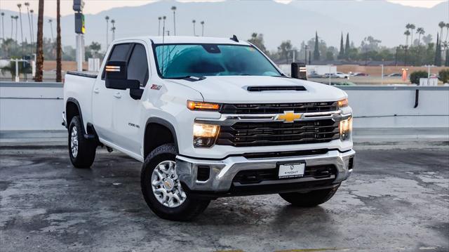 2024 Chevrolet Silverado 2500HD 4WD Crew Cab Standard Bed LT