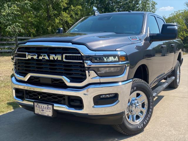 2025 RAM 2500 Tradesman Crew Cab 4x4 64 Box