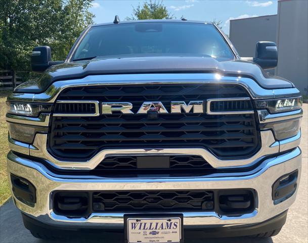 2025 RAM 2500 Tradesman Crew Cab 4x4 64 Box