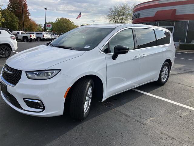 2026 Chrysler Pacifica PACIFICA SELECT