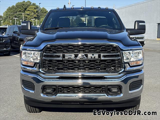 2024 RAM 2500 Tradesman Crew Cab 4x4 64 Box
