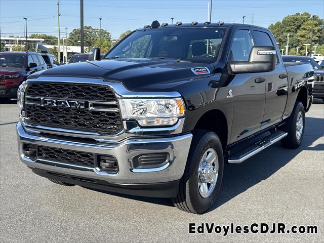 2024 RAM 2500 Tradesman Crew Cab 4x4 64 Box