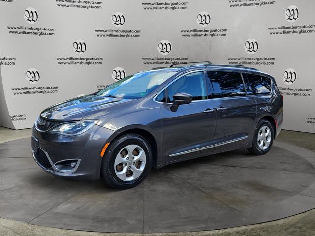 2017 Chrysler Pacifica Touring-L Plus 2017 Chrysler Pacifica Touring-L Plus