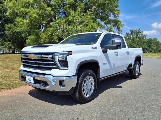 2025 Chevrolet Silverado 2500HD 4WD Crew Cab Standard Bed LTZ