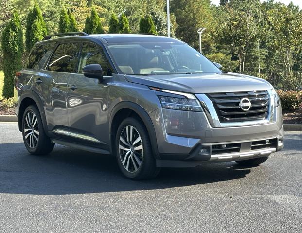 2024 Nissan Pathfinder Platinum FWD