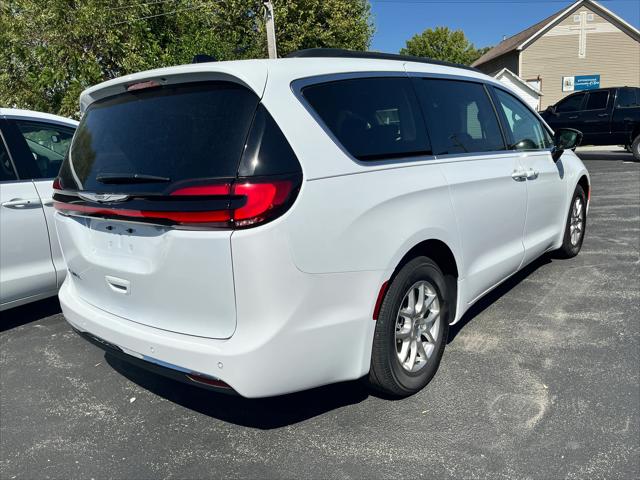 2024 Chrysler Pacifica Touring L 2024 Chrysler Pacifica Touring L