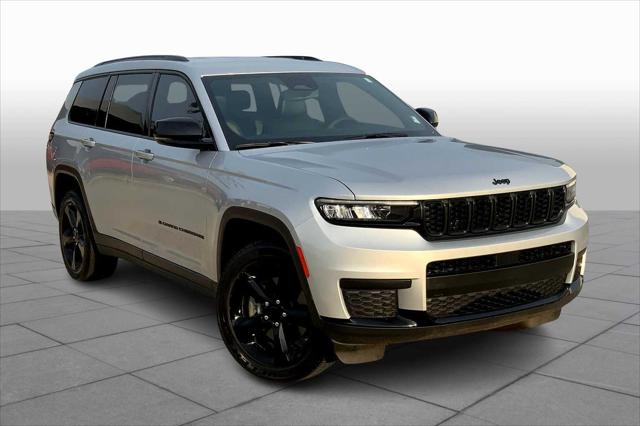 2023 Jeep Grand Cherokee L Altitude 4x2