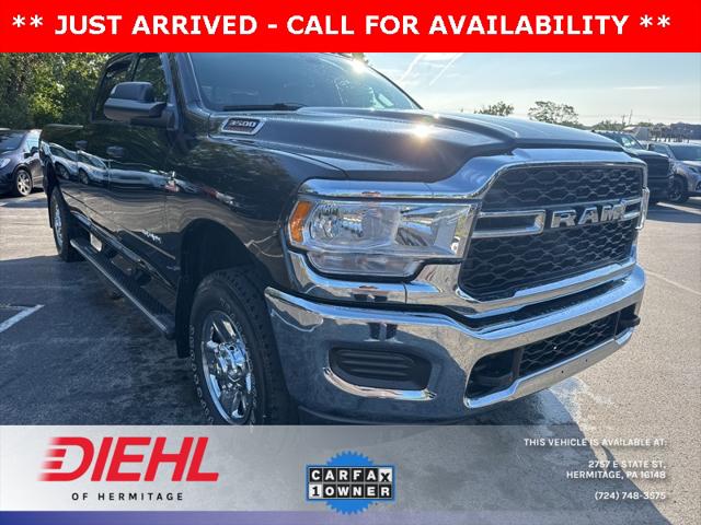2022 RAM 3500 Tradesman Crew Cab 4x4 8 Box