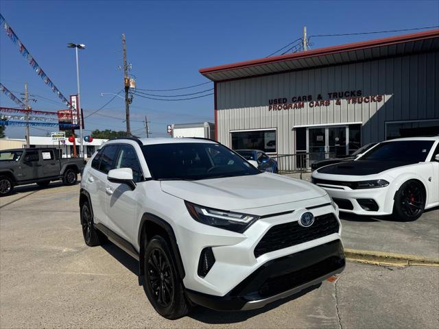 2024 Toyota RAV4 Hybrid SE