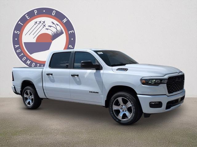 2025 RAM Ram 1500 RAM 1500 TRADESMAN CREW CAB 4X2 57 BOX