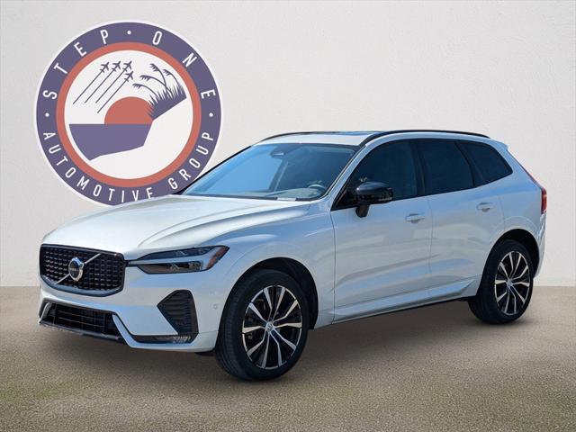 2023 Volvo XC60 Plus Dark Theme 2023 Volvo XC60 Plus Dark Theme