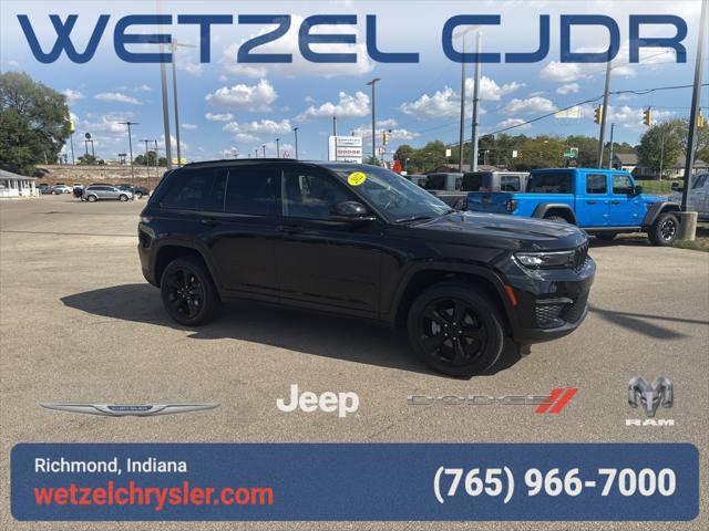 2022 Jeep Grand Cherokee Altitude 4x4 2022 Jeep Grand Cherokee Altitude 4x4