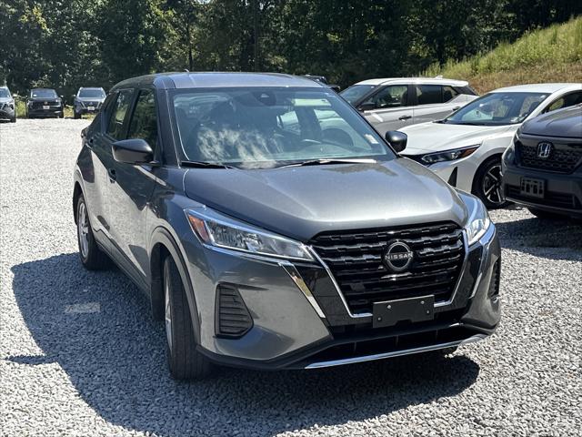 2023 Nissan Kicks S Xtronic CVT