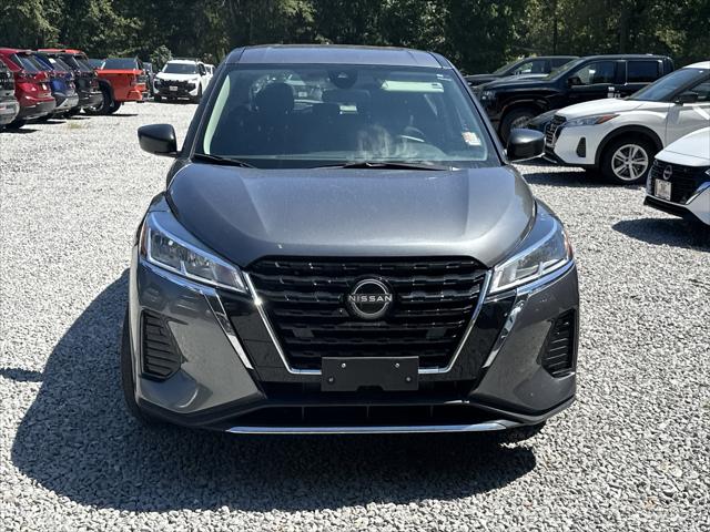 2023 Nissan Kicks S Xtronic CVT