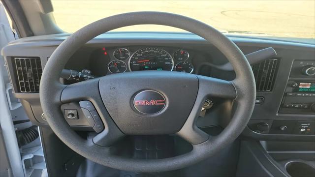 2025 GMC Savana Cutaway Work Van
