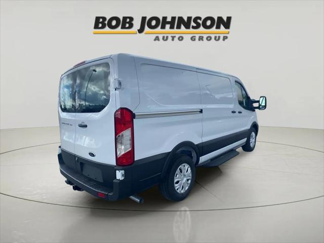 2025 Ford Transit Cargo Van T-150
