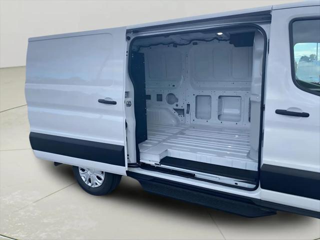2025 Ford Transit Cargo Van T-150