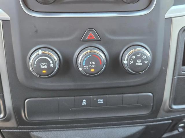 2017 Ram 1500 SLT Quad Cab 4x2 6'4" Box