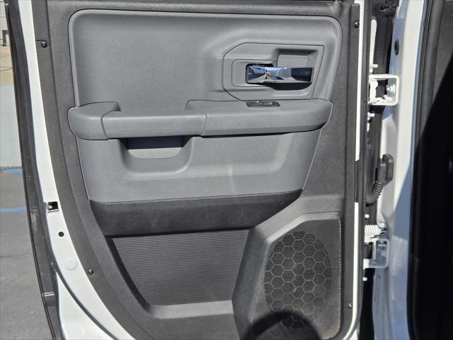 2017 Ram 1500 SLT Quad Cab 4x2 6'4" Box